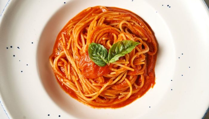 Foto di Spaghetti basilico e pomodoro